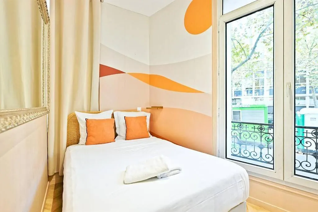 Appartement Avenue De Villiers - IV Paris France